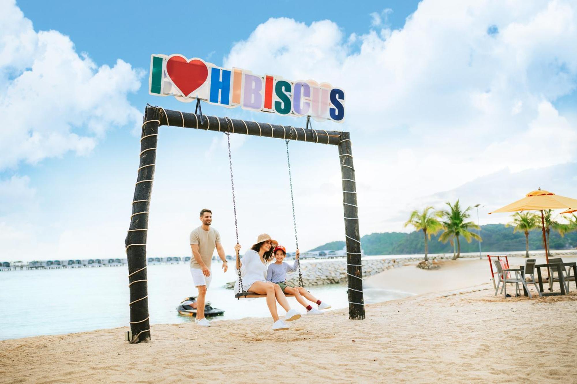 Hotel Lexis Hibiscus Port Dickson Exterior foto